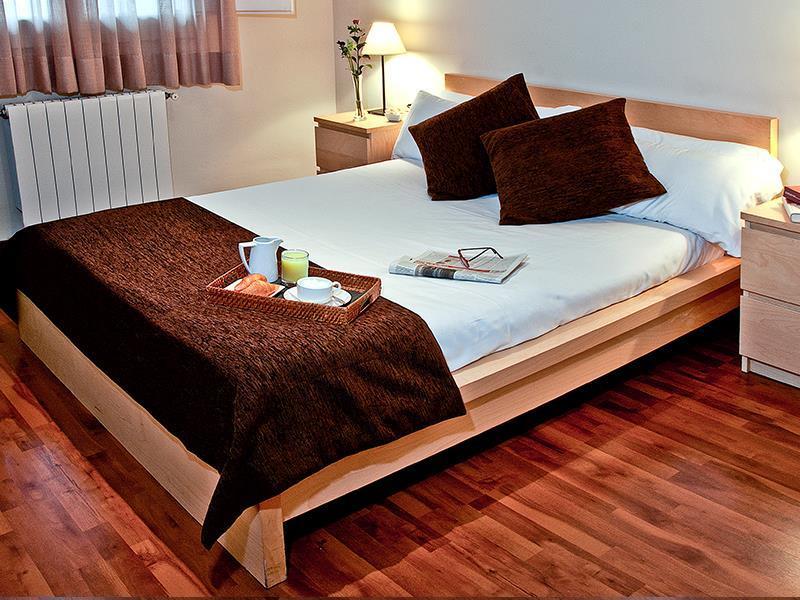 Apartamentos Turisticos Madanis L’Hospitalet de Llobregat Zimmer foto
